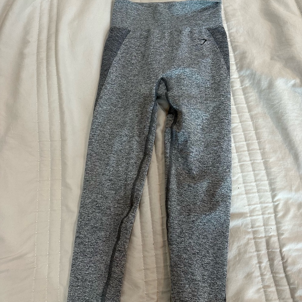 Gymshark Gray High-Rise Leggings with Stretchy Fabric